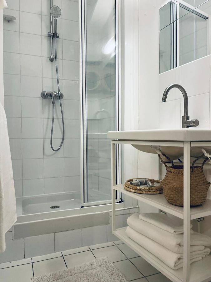 Chic Apartment On The Famous Shopping Rue Du Faubourg Saint-Honore Street París Exterior foto